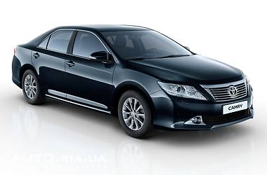 Toyota Camry 2.5 6AT Elegance