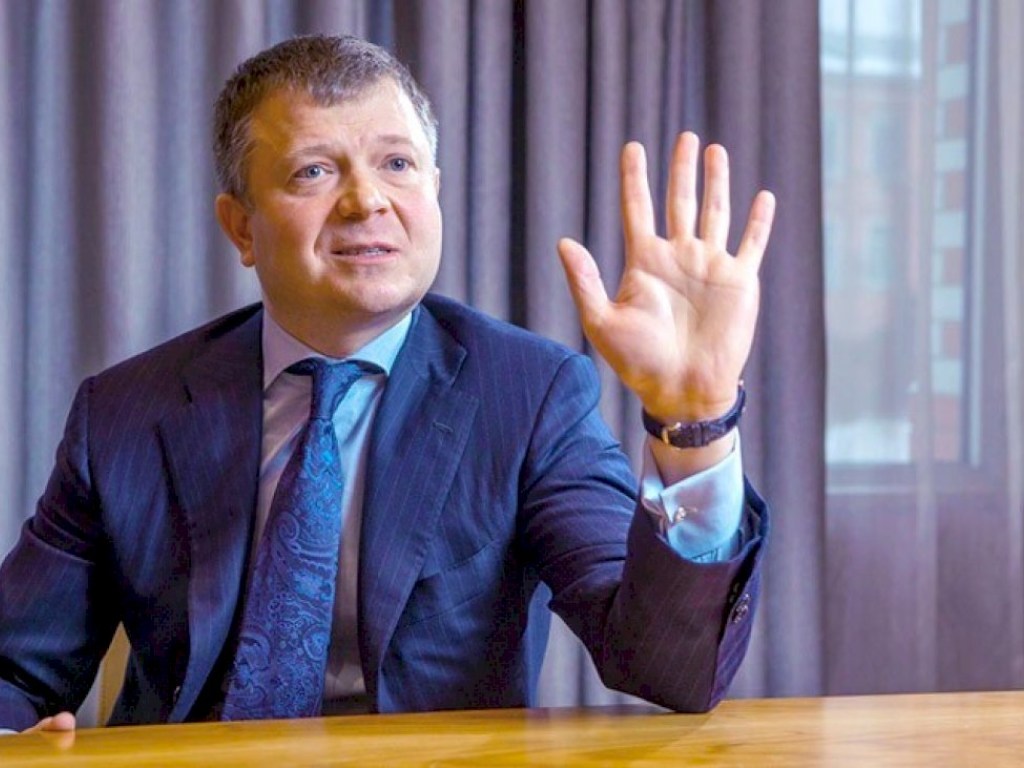 Костянтин Жеваго, Фінанси та Кредит, Англія, суд, арешт, НБУ, с