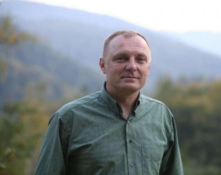 мер, Косово, Юрій Плосконос