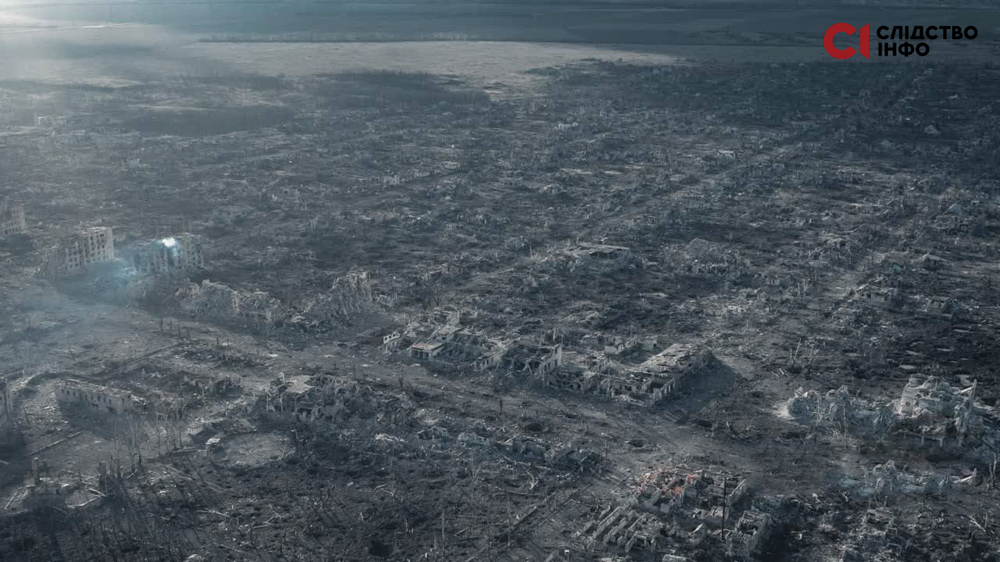 Фото з дрону: вщент знищене місто