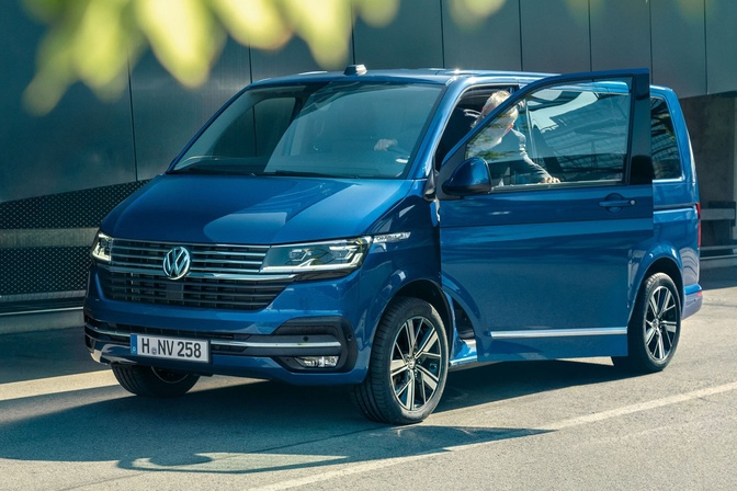 Алекс Зі СБУ Volkswagen Caravelle