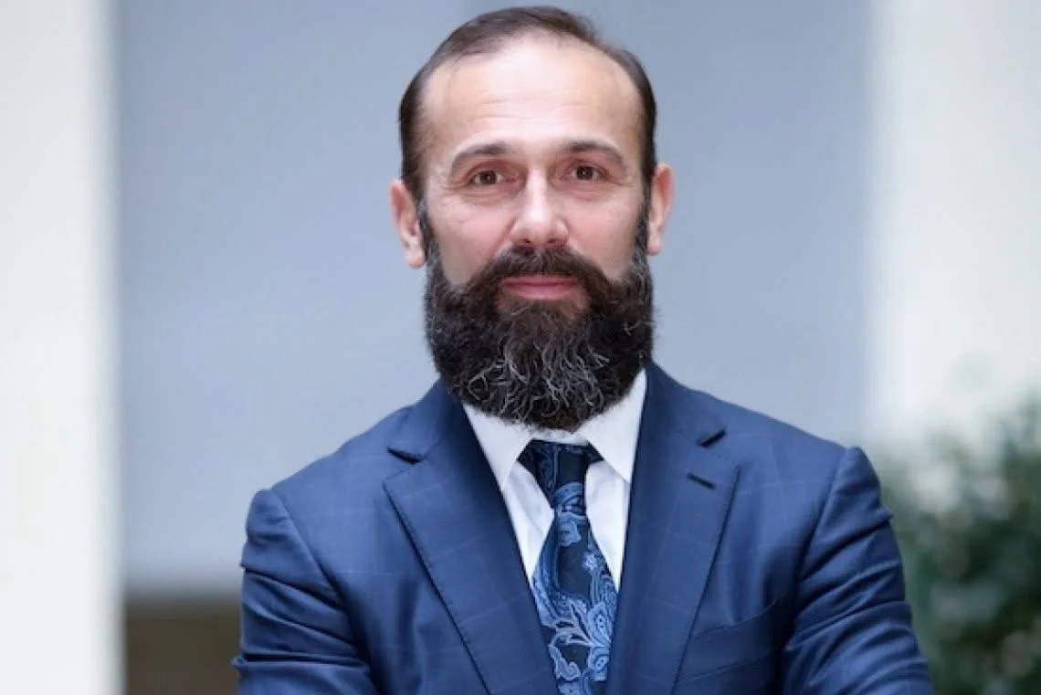Артур Ємельянов, суддя, Ємельянову вже