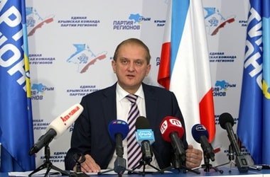 Павло Бурлаков, Партія регіонів, Крим