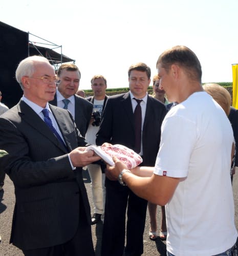 azarov babanka