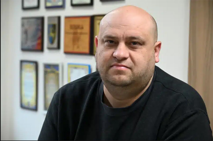 Олег Богельський, Амбер Гальбін