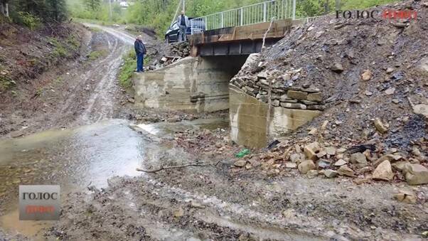село Снідавка, міст