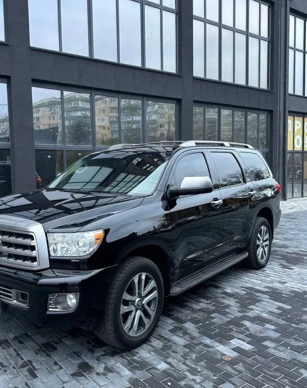 Toyota прокурора Дмитра Вербицького