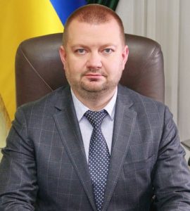 Фільчаків, Слюсаренко