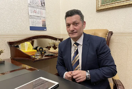 Роберт Папінян
