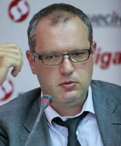 Артем Кадомський, Малевенний