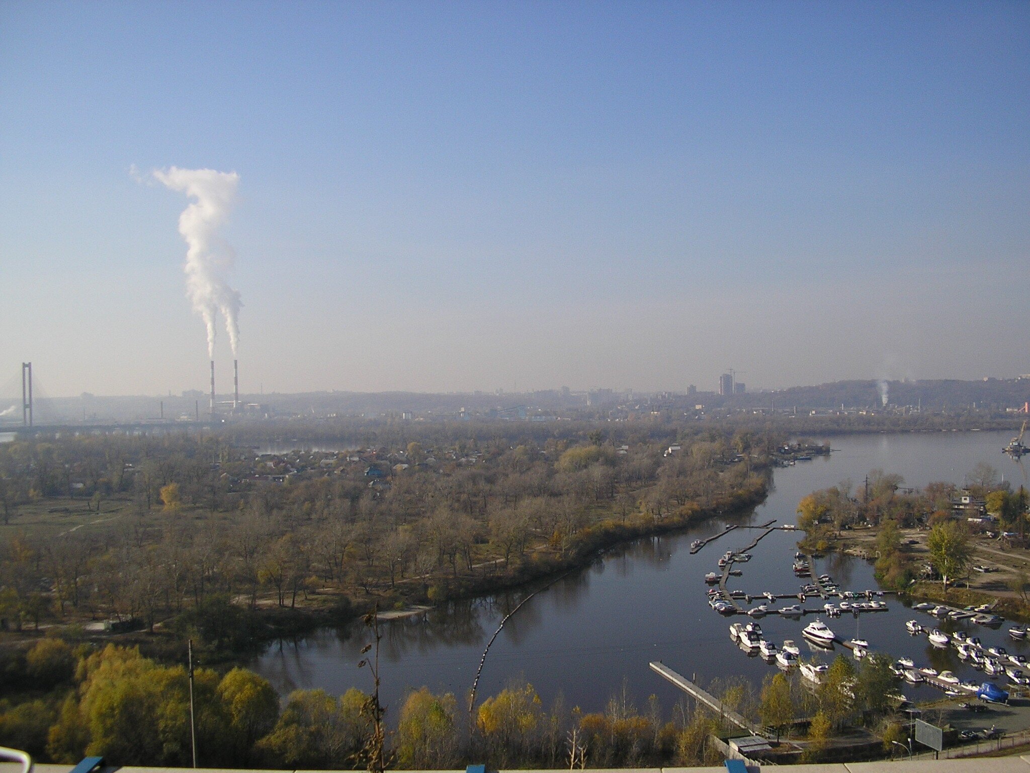 Берківщина, Київ, RiverStone