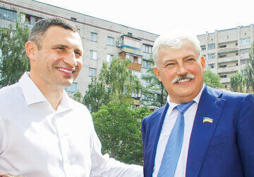 Кличко, Непоп, Житлоінвест