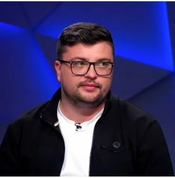 Геннадій Новиков, ПлейСіті