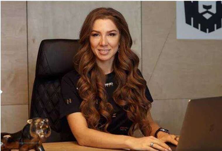 Олена Шевцова, Олена Шевцова, Олена Дегрік, Олена Дегрік