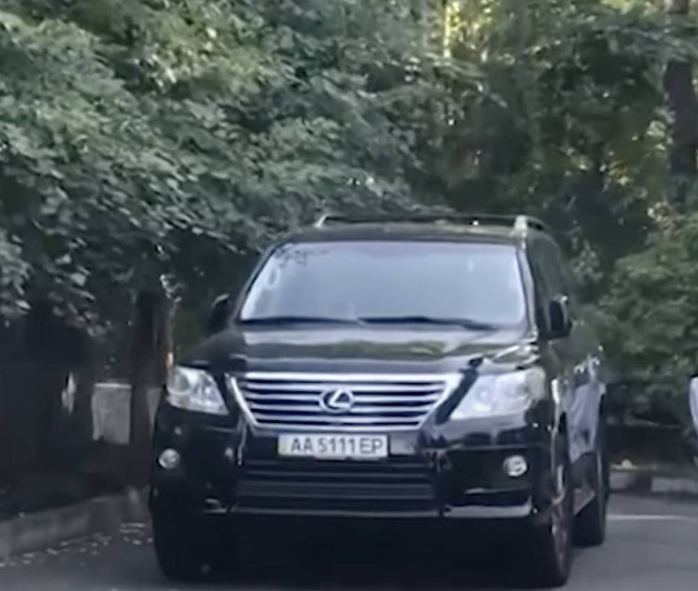 lexus Дмитра Чалого з УДП