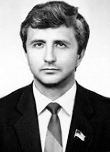 Анатолій Матвієнко у юності комсомол