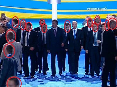 Янукович параноїдально ставився до безпеки, використовуючи неймовірну кількість охоронців.