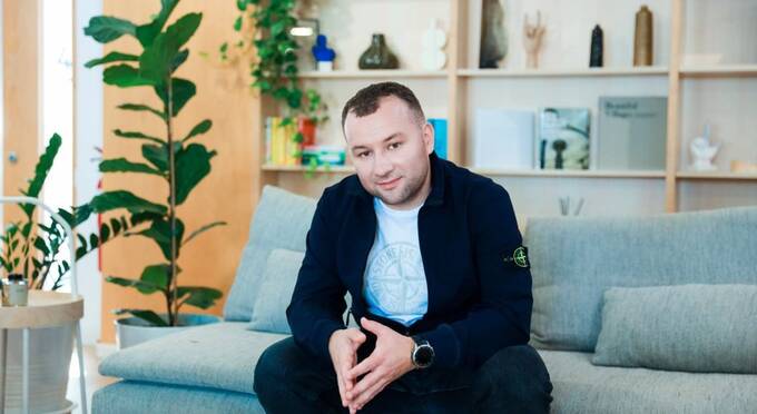 Cosmolot, Cosmobet, Володимир Зборовський