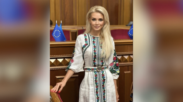 Ірина Аллахвердієва, Ірина Кормишкіна, корабельна сосна