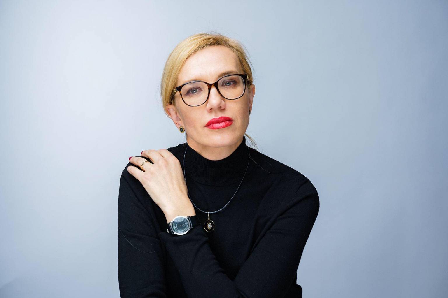 Олена Хотенко, ДФС, податкова, Суми, Рівне, Слуга народу