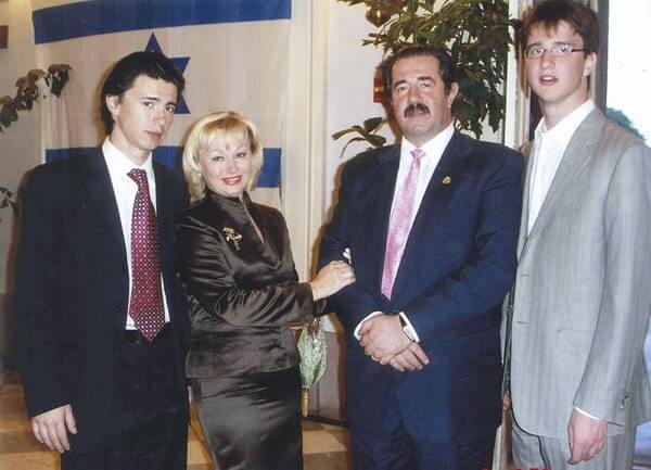 Сім'я Алекса Ровта