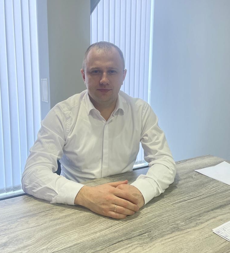 Роман Глушман, сервісний центр, МВС, Закарпаття, декларація, Габріелла Глушман, Габріелла Дюркова