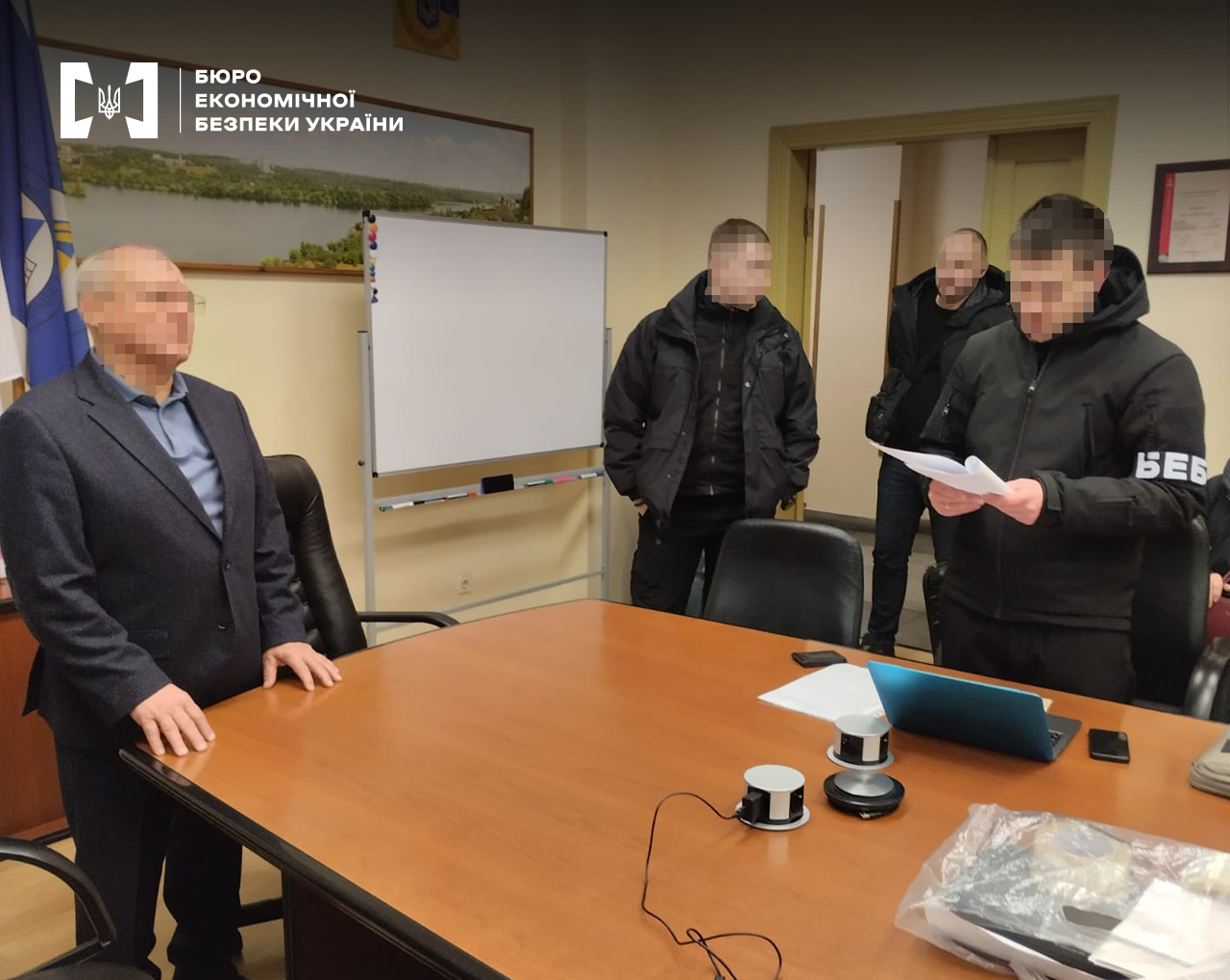 Заводи Коломойського обшукує ВЕБ
