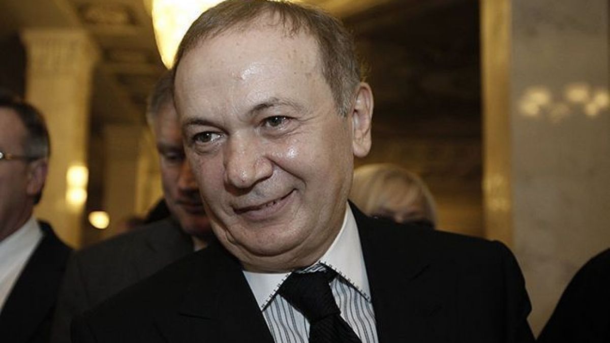 Юрій Іванющенко, Бра Єнакіївський