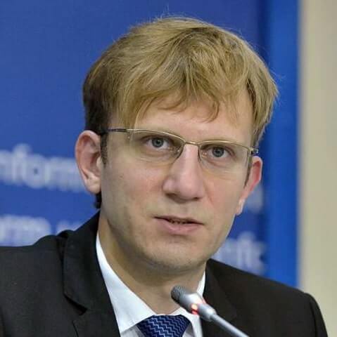 Антон Янчук, досьє, АРМА, біографія, компромат